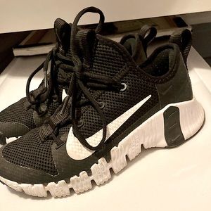 NIKE Free Metcon 4 Women's Training Shoes Size 5